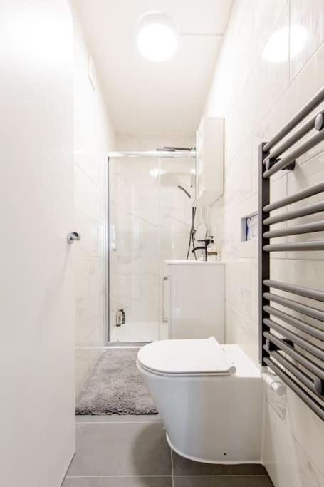 *Brand New 1 Bedroom Flat In Central London* Екстер'єр фото