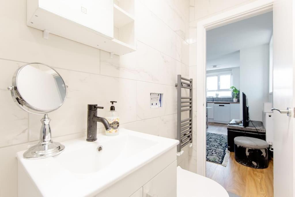 *Brand New 1 Bedroom Flat In Central London* Екстер'єр фото